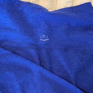 Beyond Yoga Maternity Blue Leggings With Side Pockets